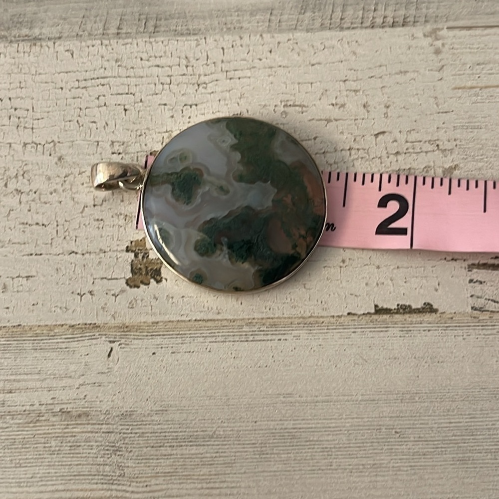 Large Round Moss Agate Silver Pendant. - Picture 5 of 6
